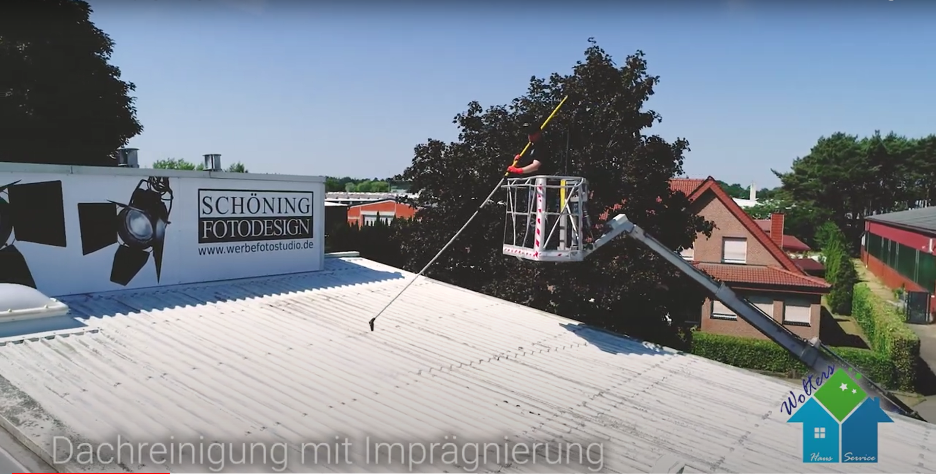 Professionelle Dach-Komplettreinigung f&uuml;r Kunden in Neuenhaus und Veldhausen.